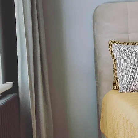 Cozy Design In A Classic Style 리가