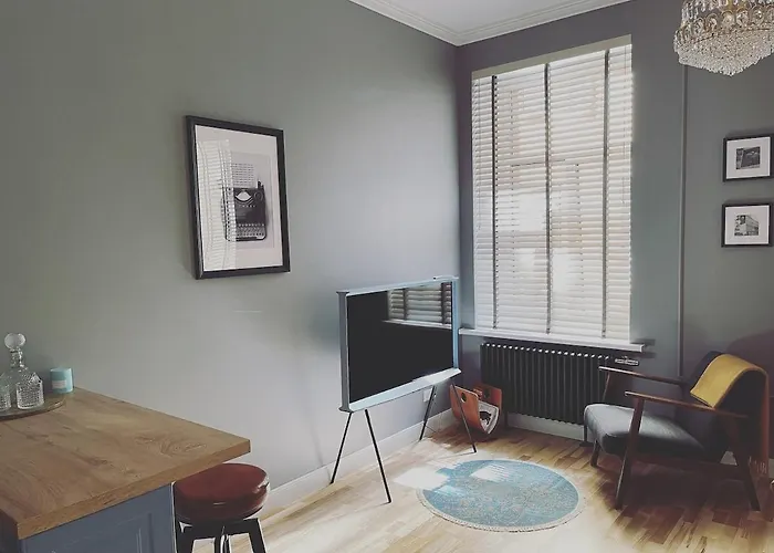 Cozy Design In A Classic Style Dzīvoklis *